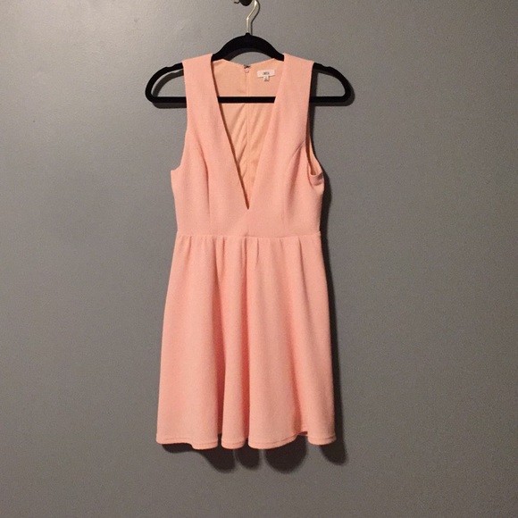 lucca Dresses & Skirts - 2/$16 Lucca pink deep plunge dress size small